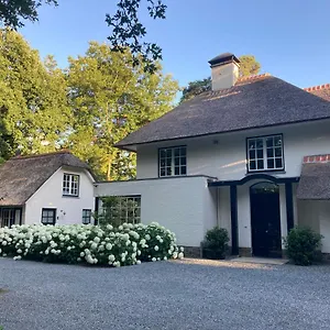 Schilde Cottage Ferienhaus