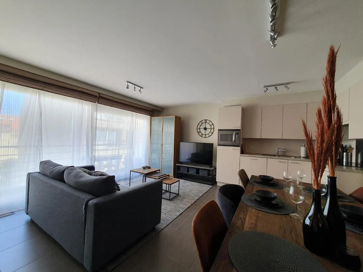 Appartement stevans place Bredene Belgique